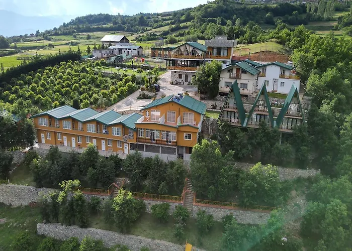 Kurora E Gjelber Resort
