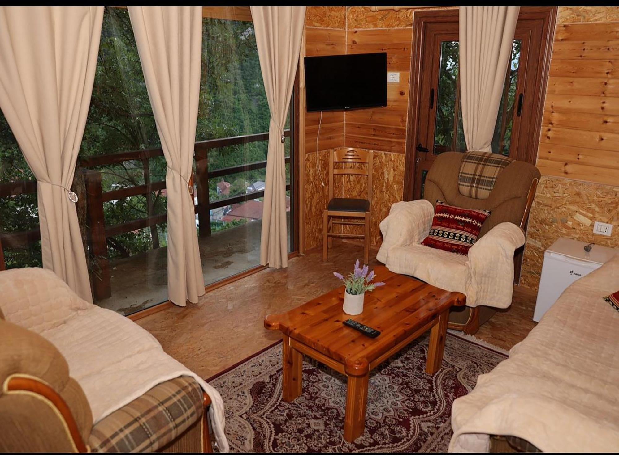 Resort Kurora E Gjelber