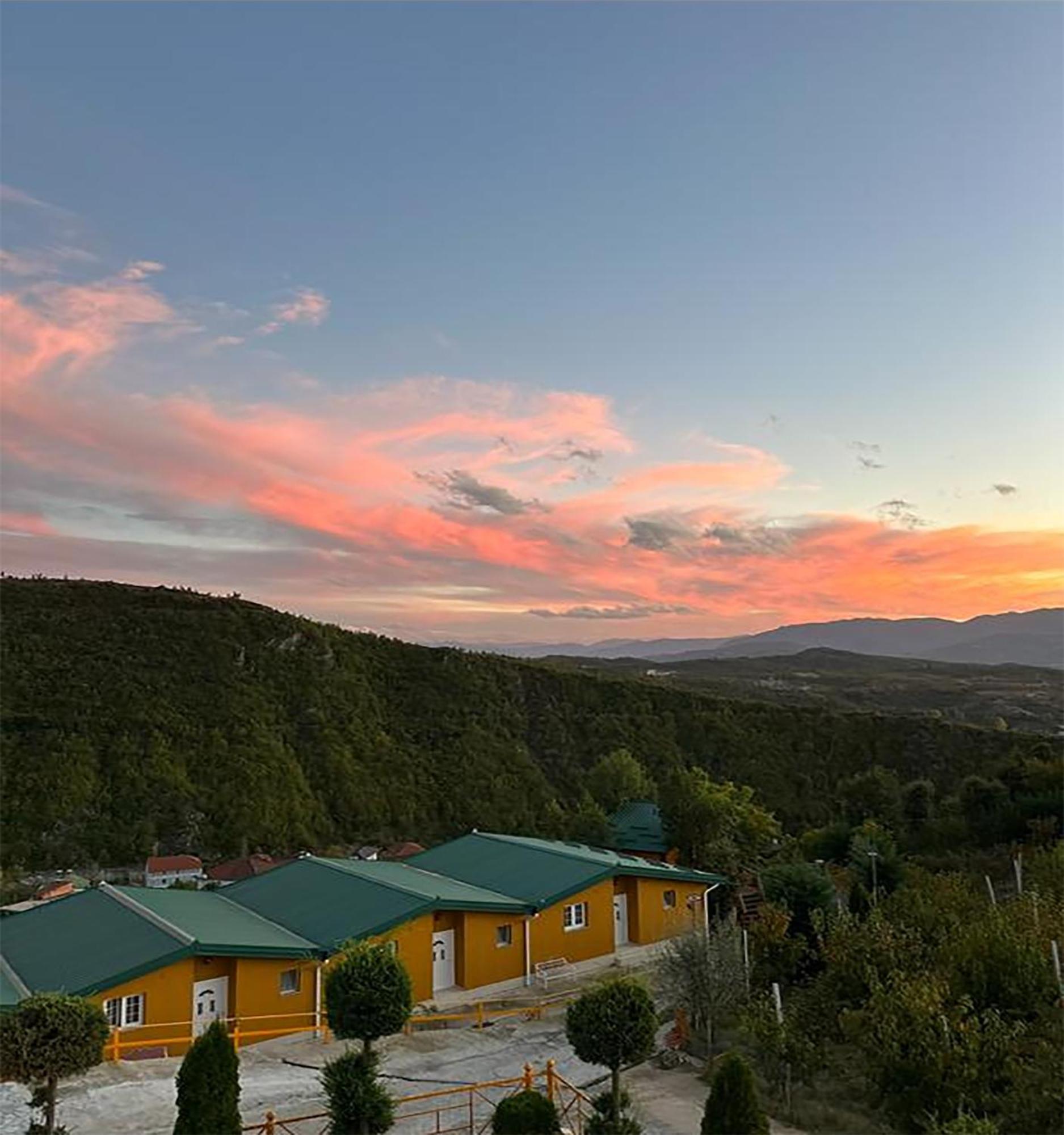 Resort Kurora E Gjelber *